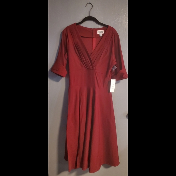 Unique Vintage Burgundy Delores Swing Dress - Picture 2 of 9
